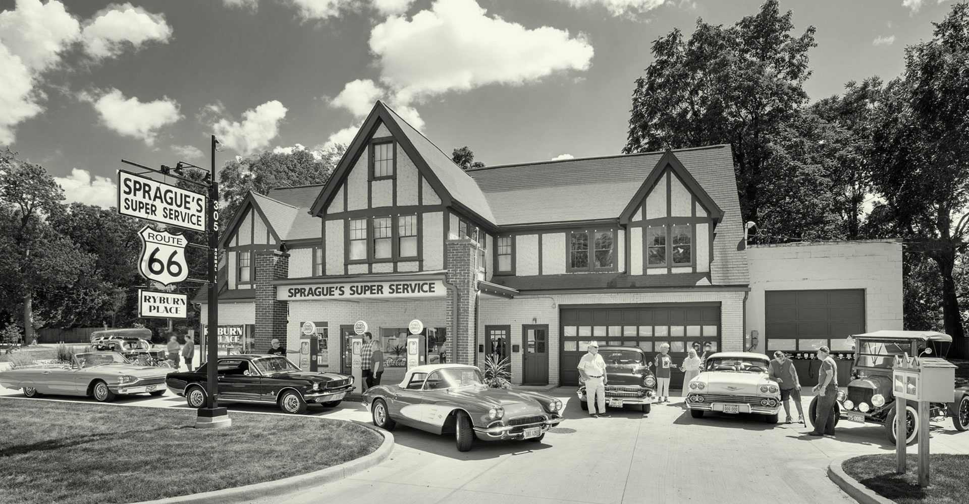 B&W Rayburn Place at Sprague's Super Service