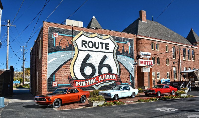 pontiac mural